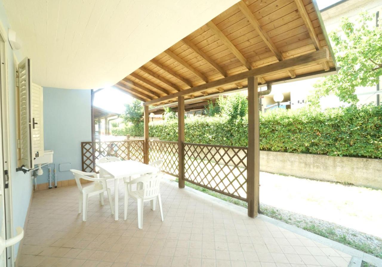 Appartamenti Manuela Vada Exterior foto