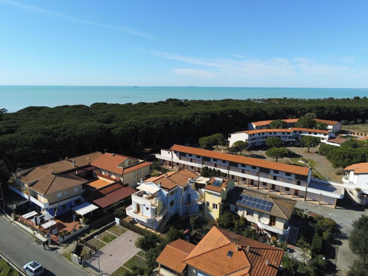 Appartamenti Manuela Vada Exterior foto