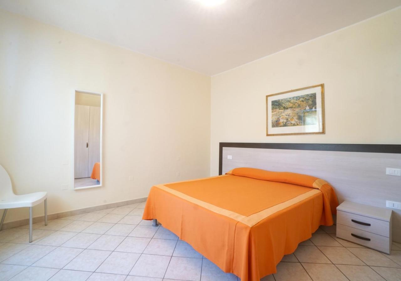 Appartamenti Manuela Vada Exterior foto